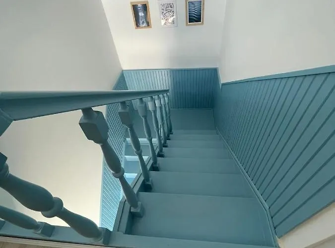 Z-homes アパート *